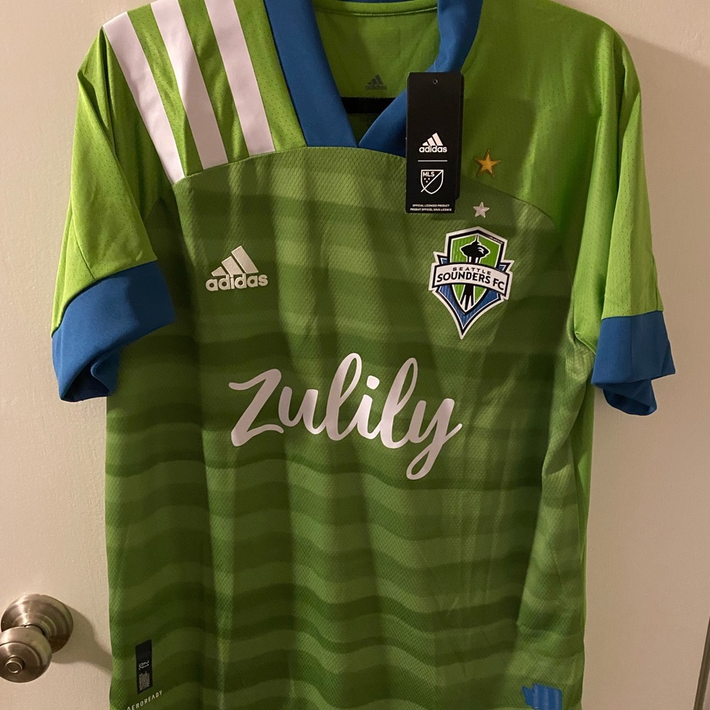 NWT SEATTLE SOUNDERS ADIDAS AUTHENTIC JERSEY L